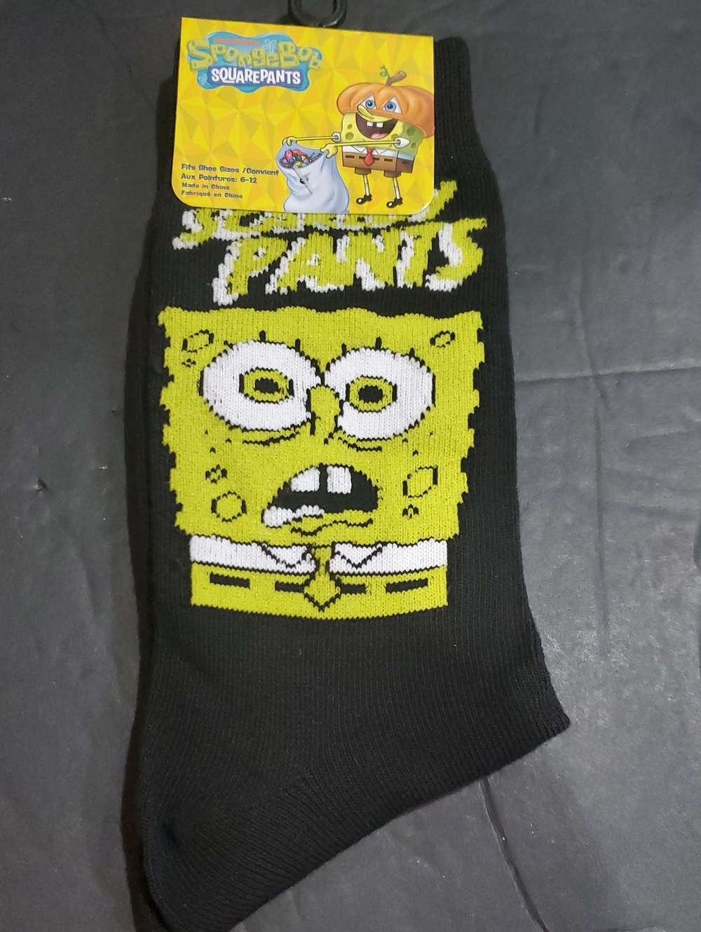 nickelodeon's Spongebob squarepants scarypants black  crew socks brand new